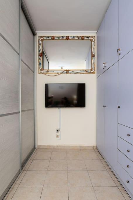 Apartament Αθήνα/ Κέντρο Δίπλα Στα Νοσοκομεία & Τα Αξιοθέατα Zewnętrze zdjęcie